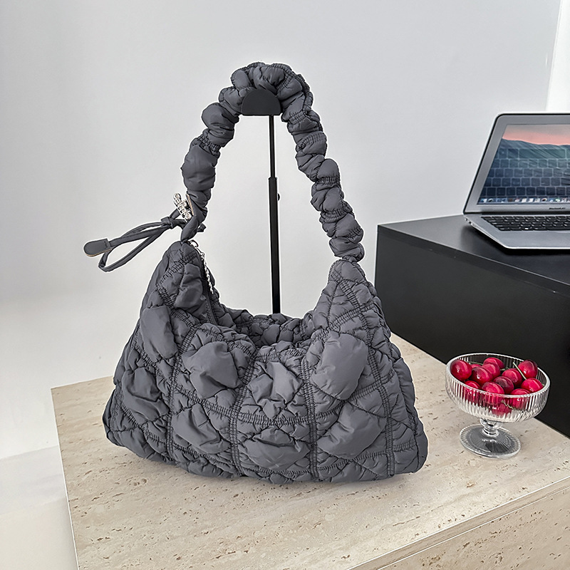 New Korean version CAHMLO pleated 2025 Thai fashion niche cloud casual versatile shoulder bag #swissmilitary