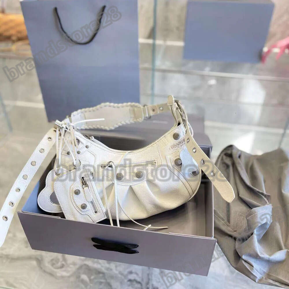 Top Fashion Women Lady Motorcycle Chain Shoulder Bags Luxury Designer Saddle Bag Genuine Leather Crossbody Clutch Wallet Purse Pochette Retro Coachcrossbody