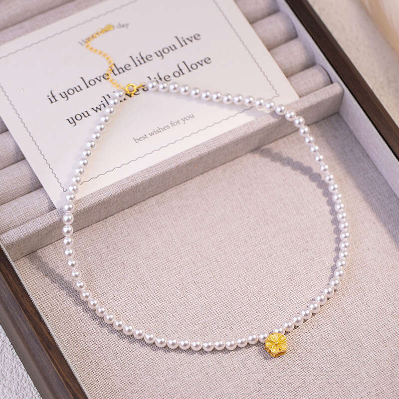 Sakura sterg sier necklace for women, niche, light , high-end, Shijia pearl collarbone chain, ins style wer pendant
