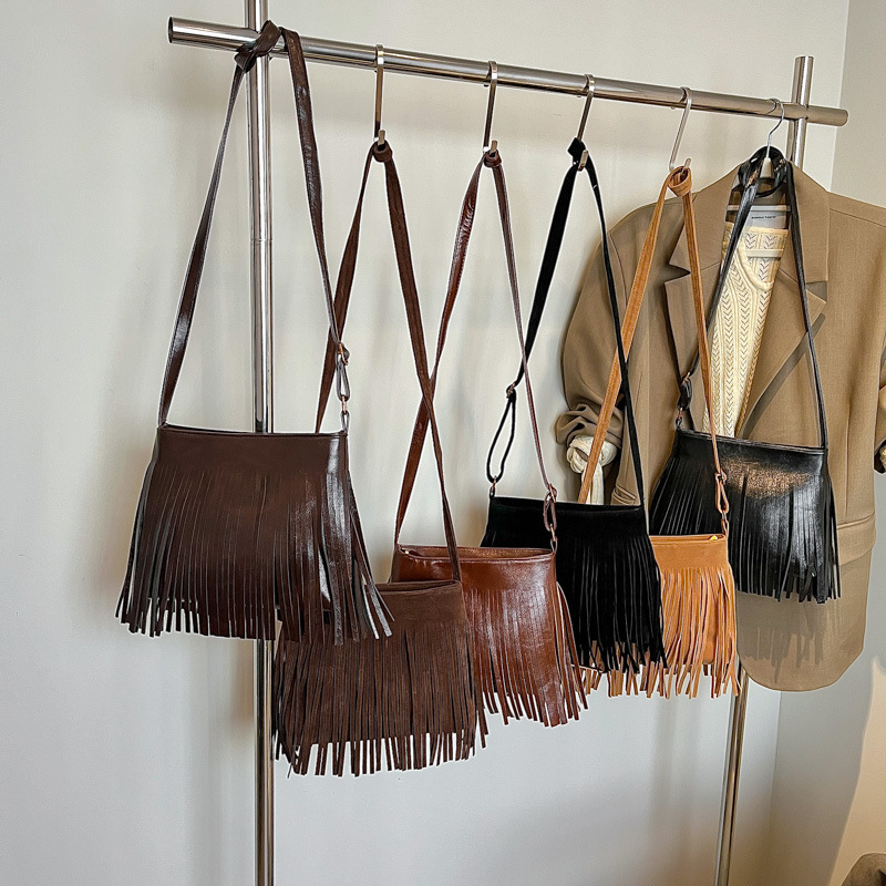 2025 early spring new matte texture tassel crossbody for women, fashionable and stylish shoulder bag, niche small square bag #swissmilitary
