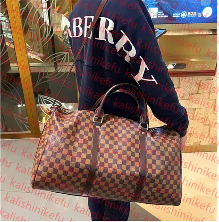 Top Quality New Men Duffle Bag Women Travel Bags Hand Luggage Travel Bags Men Pu Leather Handbags Large CrossBody Bags Totes Purse Crossbody Bag 55cm