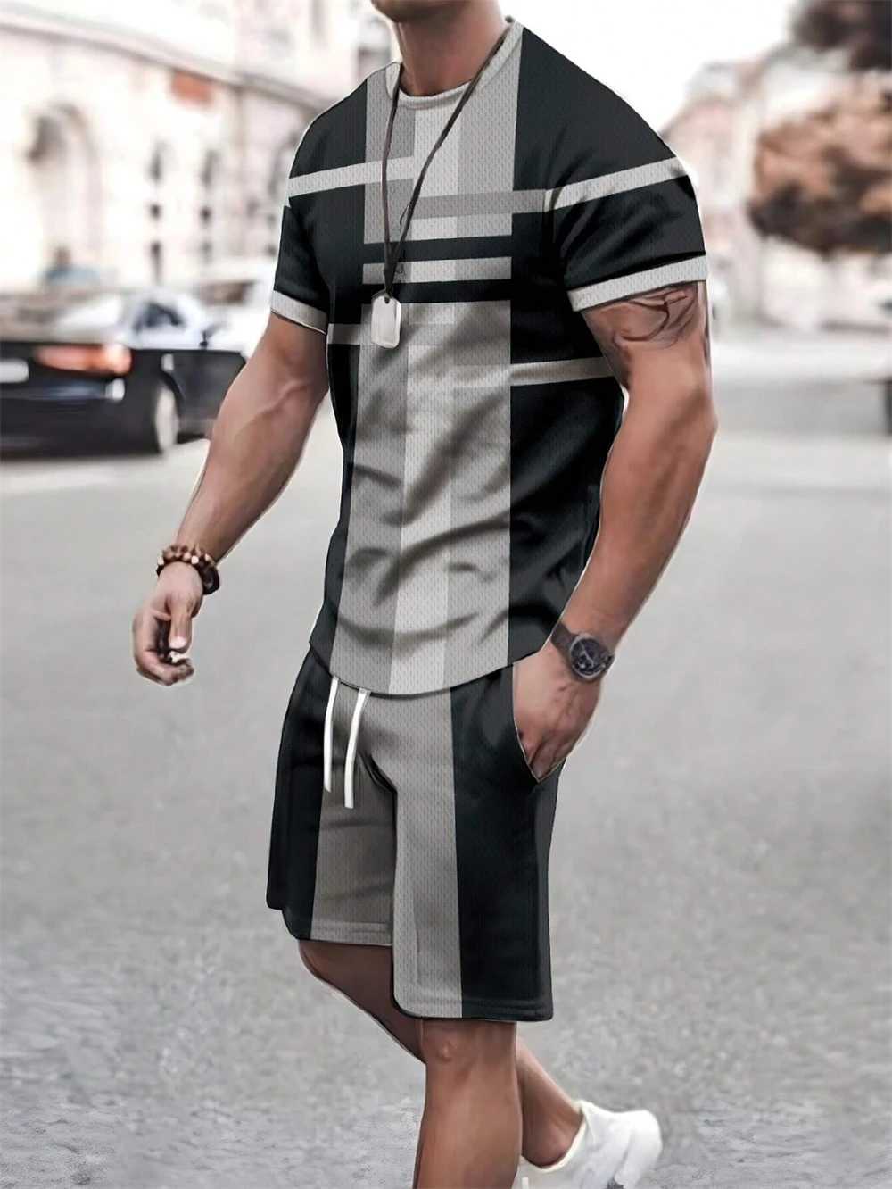 Mens Summer Two-piece Set Patchwork Color Street T-shirt Casual Outdoor Sports Short-sleeved Rope Shorts Mens ClothingXJ250218