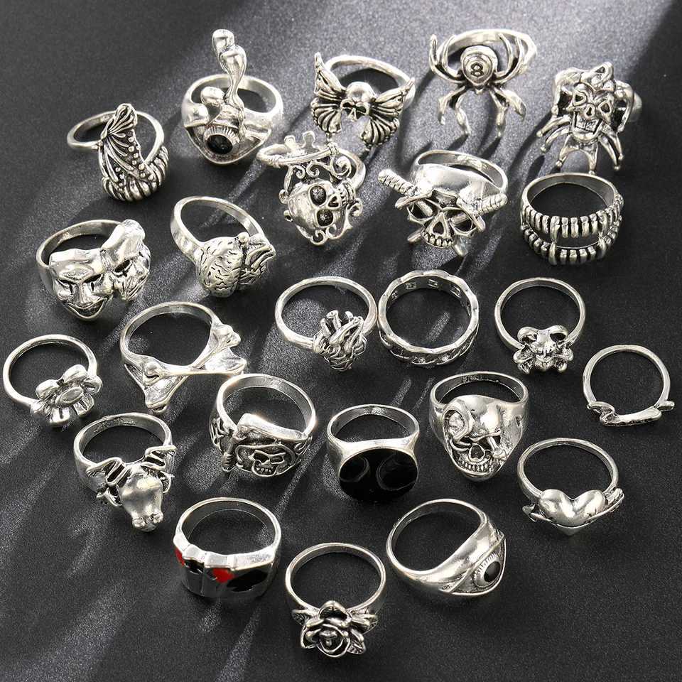 24 Pcs/Set Gothic Ring Set for Women Men Fashion Clown Face Devil Smile Face Pattern Finger Rings Punk Halloween Jewelry GiftsXJ250219