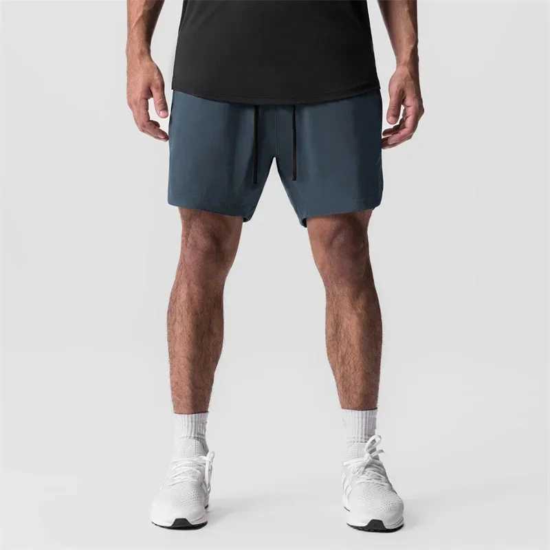 2025 New Mens Fitness Shorts Summer Quick drying Sports Shorts Training Shorts Mens Zipper Pocket Casual Sports Shorts W250219