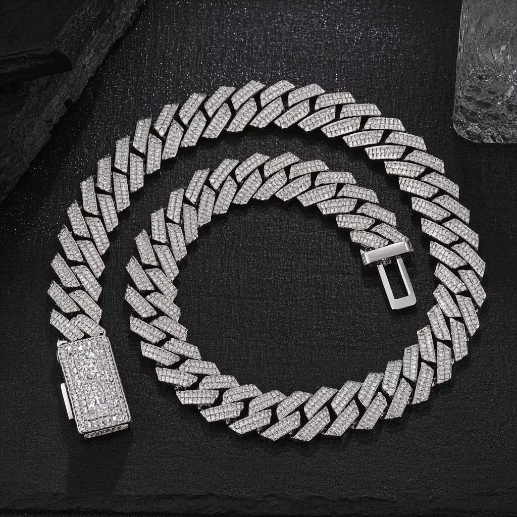 yin Custom Wholesale Sterg Sier Jewelry Moissanite Cuban Chain Exquisite