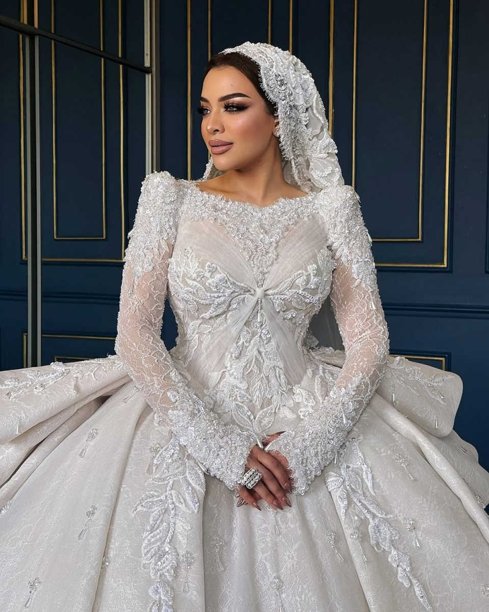 Ball Gown Wedding Dress For Women Jewel Neck Long Sleeves Bridal Gowns Appliques Court Train Dresses Custom Made vestidos de novia