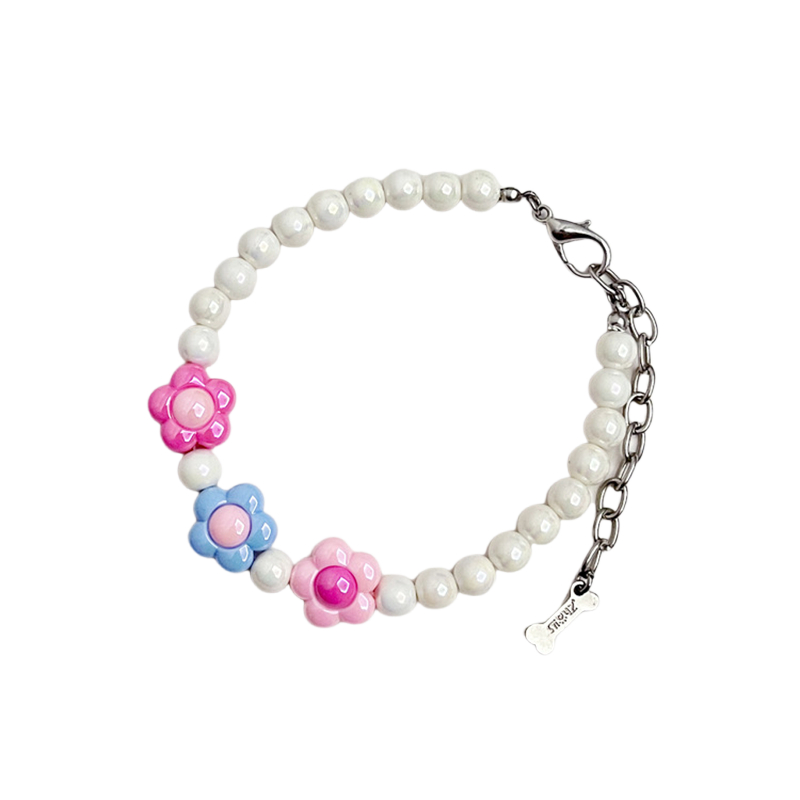 Fashion Pearl Dog Necklace with 3 Two-color Flower Decorations, Exquisite Cat Dog Neck Decoration Necklace for Small Medium Dogs Chihuahua Pet Necklac