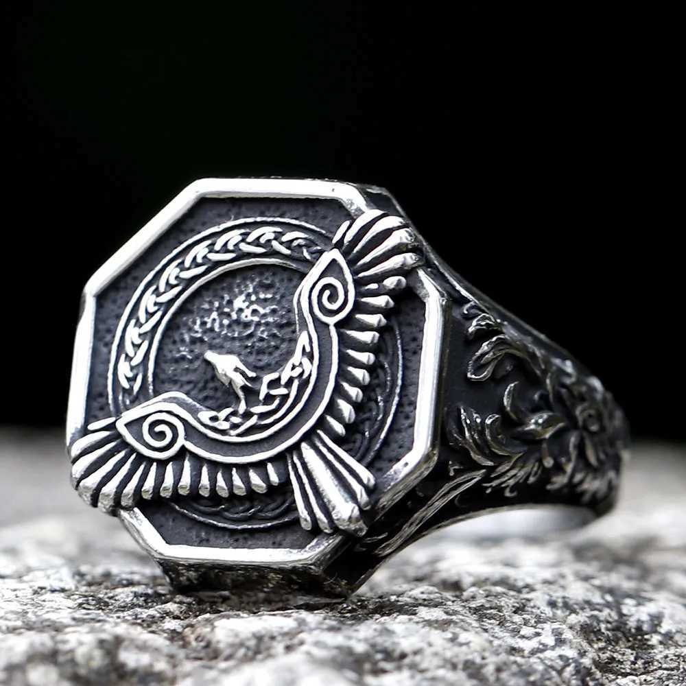 2023 New Amulet 316L Stainless Steel Norse Mythology Flying Eagle Ring For Man Women Viking Pattern Jewelry Party GiftXJ250219