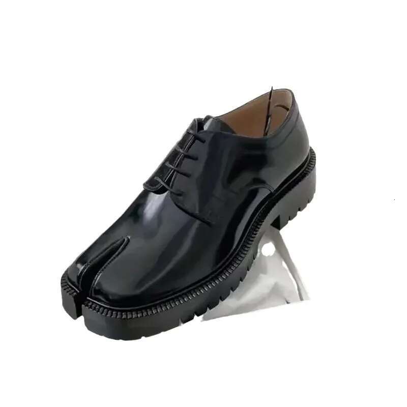 Spilt toe lace up women loafers fashion dress shoes