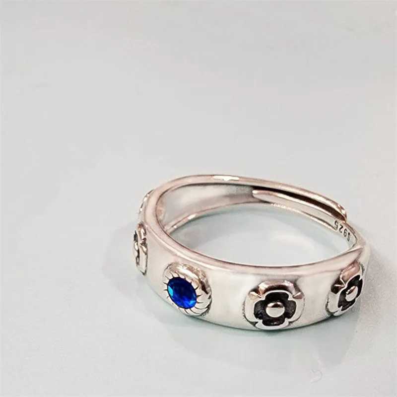 2024 New Fashion Women Vintage Zircon Inlaid Flower Adjustable Finger Ring Women Simple Zircon Flower Engraved Adjustable RingXJ250219