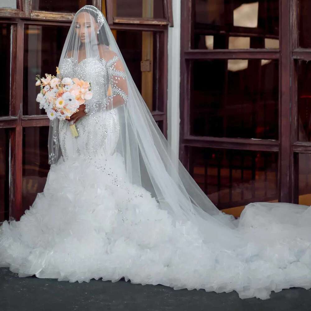 Customized Spark Crystals Rhies Garden Mermaid Wedding Dress African Long Sleeves Multi-Layered Ruffles Bridal Gowns