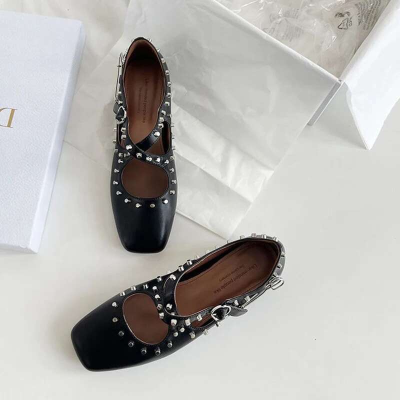 Fashion genuine leather rivet square toe women ballet flats