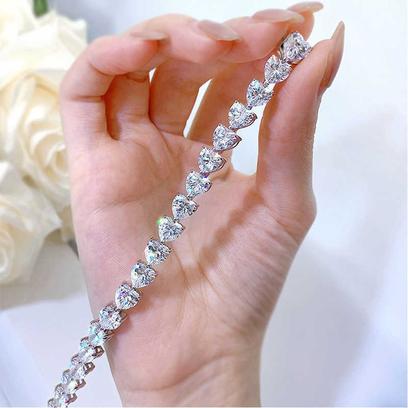 Luster Fine Jewelry Elegant Timeless Piece D White Full Diamond Heart Moissanite 925 Silver 10K 14K 18K Tennis Bracelet
