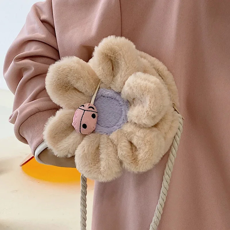Sunflower Flower Shape One Shoulder Messengers Bag Childrens Plush Small Girls Zipper Fashion Cute Round Contrasting Color Bags 250219