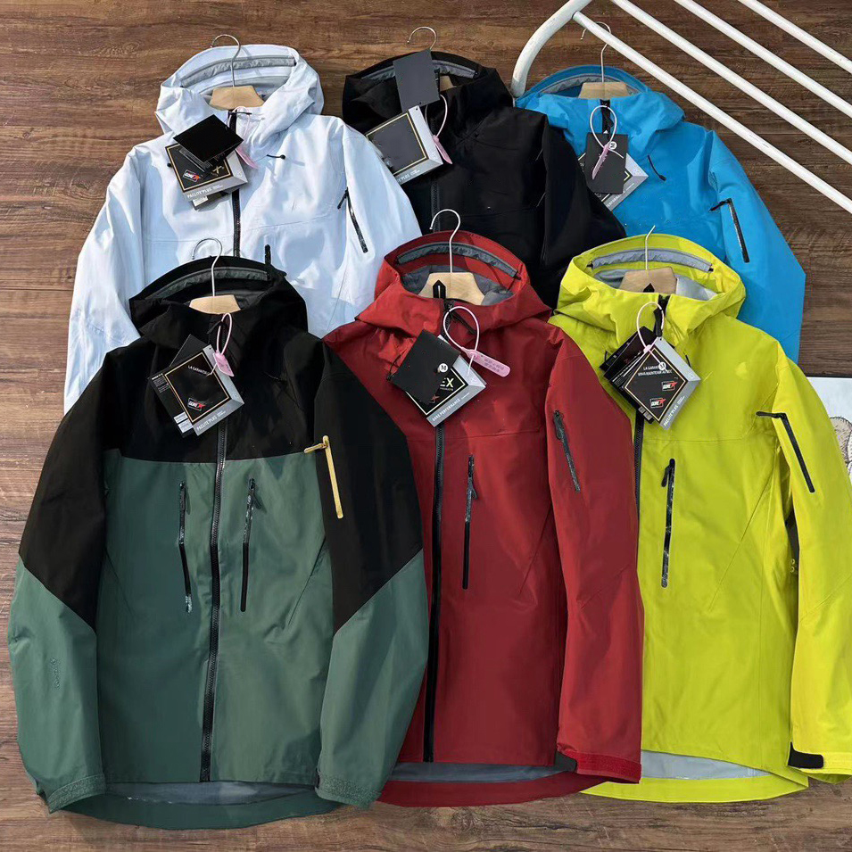 Designer Jacket Alpha SV Mens Windbreak Waterproof Puffer Jackets Plus Size Lightweight Softshell Raincoat Puffer Hooded Outdoor Hiking Clothes