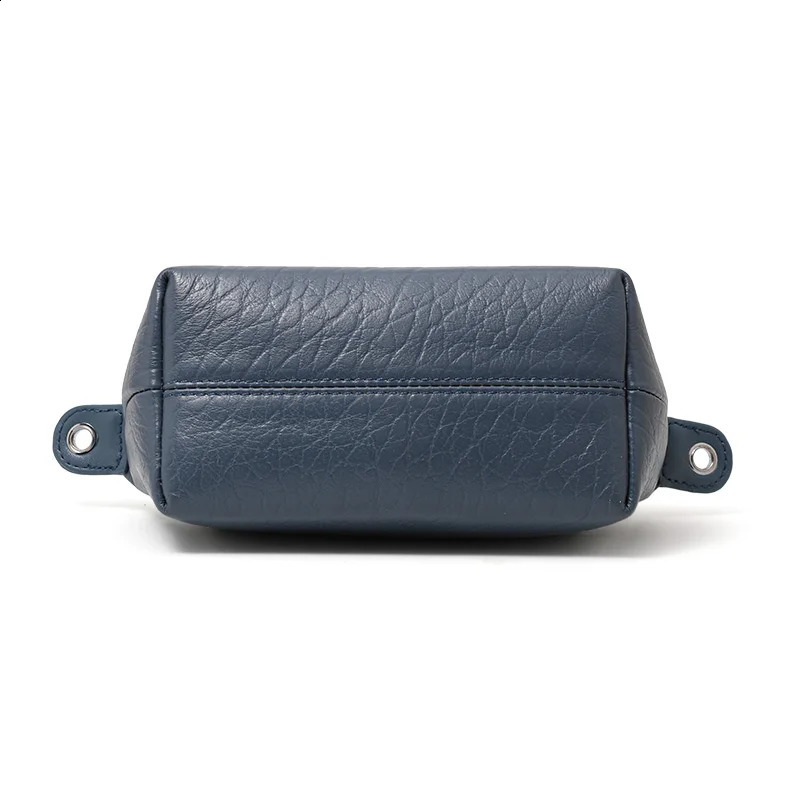 Bubble pattern cowhide niche versatile womens bag shoulder messenger handbag bag simple fashion womens bag zipper small shell 250214