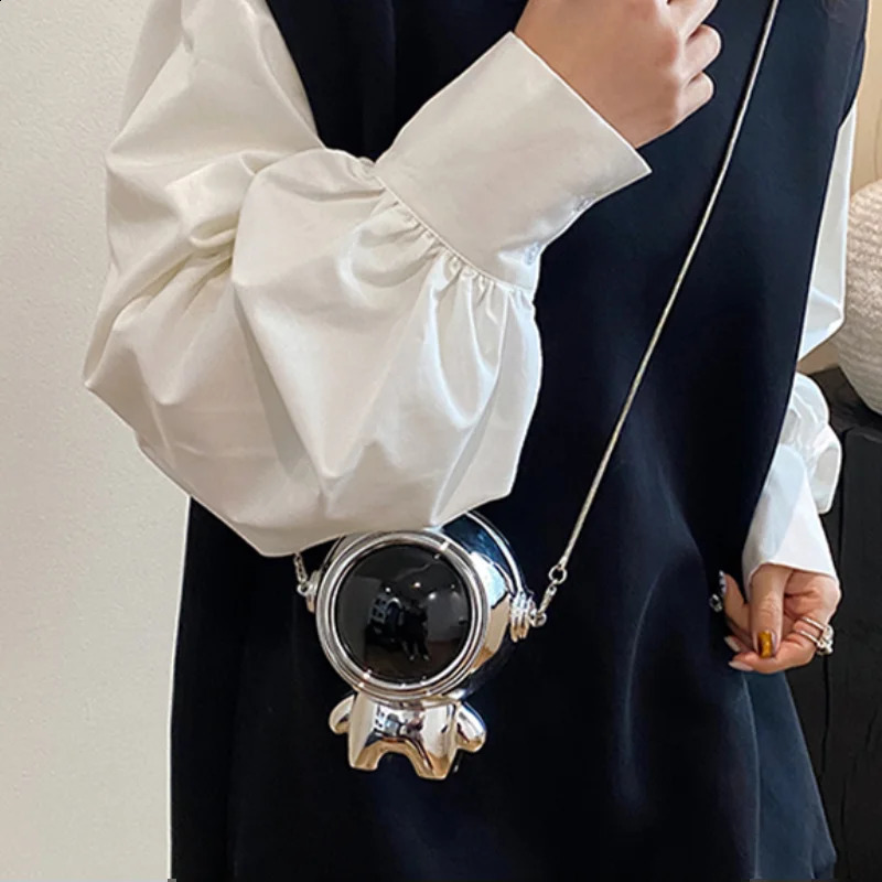 Creative Astronaut Shoulder Bag Fashion Exquisite Space Gift Bag Personalized Acrylic Long Chain Silver Gold Lady Mini Bag 250218