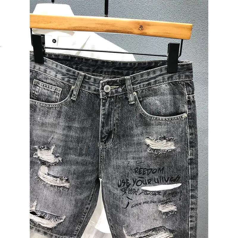 Haruku's New Casual Summer Short Jeans, Ripped Work Pants Designer Knee Length Men's Outdoor Street Denim Cotton Loose Black Gray Shorts