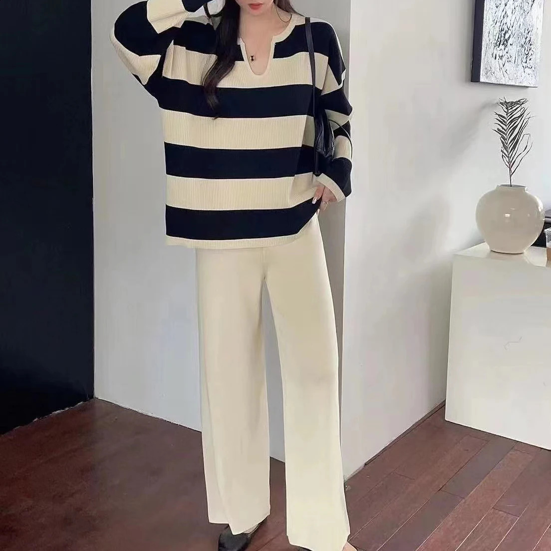 Casual Elegant Knitted 2-pieces V-neck Striped Long Sleeved Top Wide Leg Solid Loose Pants In Mathing Set Women Trend 250218