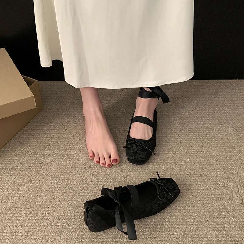 2025 New Women Ballte Fashion Elegant Cross Strap Ladies Outdoor Dress Flats Ballerina Shoes #ddmykukumalu