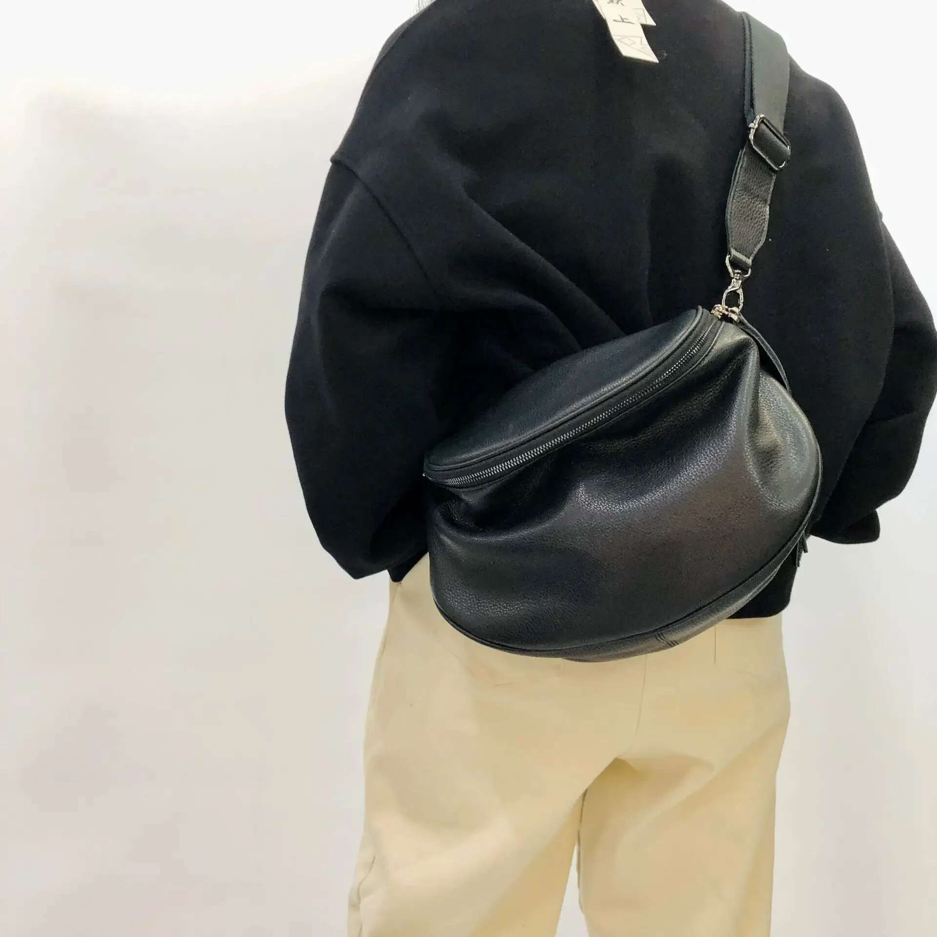 Handmade Genuine Leather Soft Saddle Bag Women's Personalized Chest Bag, Large Capacity Shoulder Handbag, High-Quality Crossbody