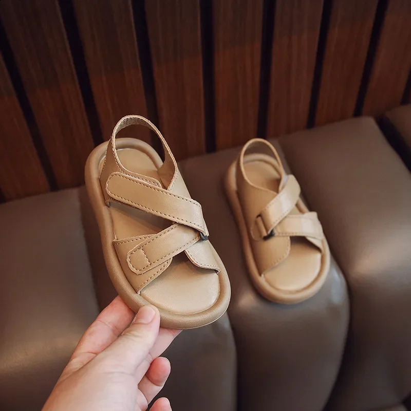 Summer Lightweight Sandals Baby Girl Shoes Solid Leather Breathable Boys Casual Kids Sport Teens Sandals Children Sneaker H05051 250219