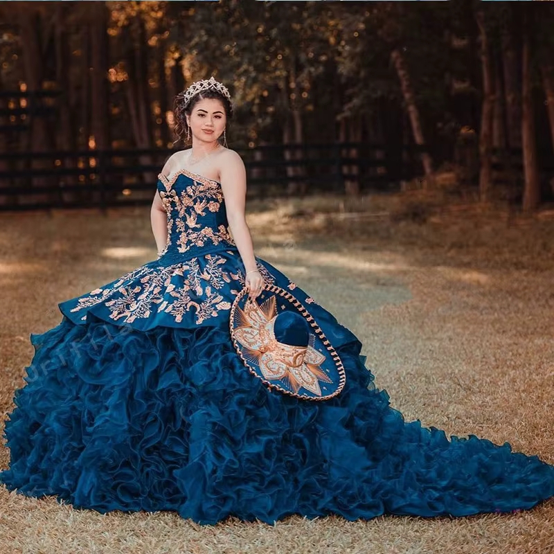 Navy Blue Princess Quinceanera Dresses Embroidery Beaded Ball Gown Sweet 16 Dress Ruffles Tiered Luxurious Birthday Party Gowns