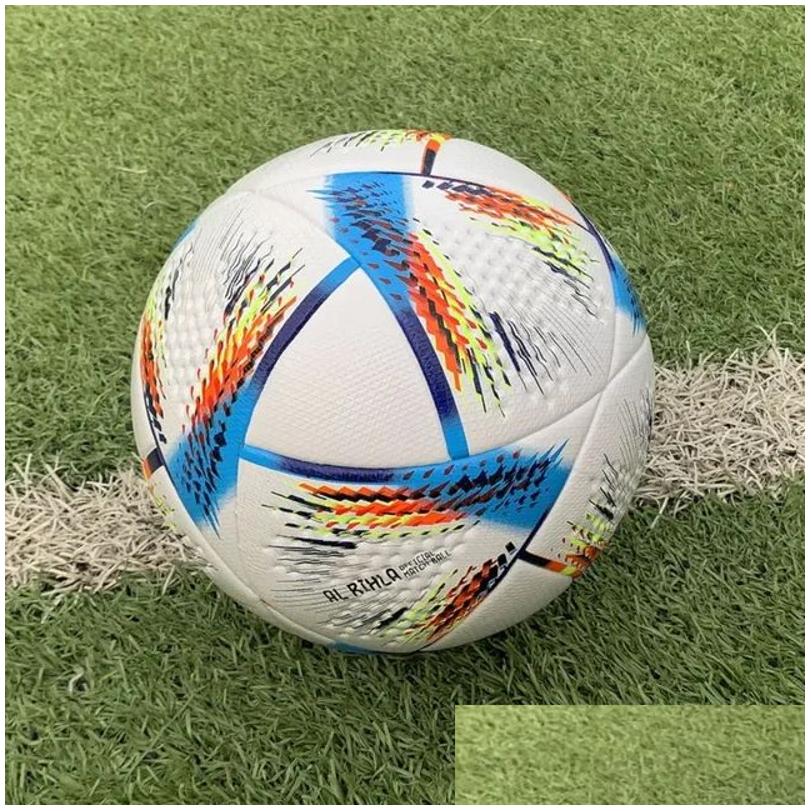 2025--Balls Classic Est Without Seams No. 5 Pu Soccer Ball Deflated Longlasting Football Durable For Training Sports Etition Game