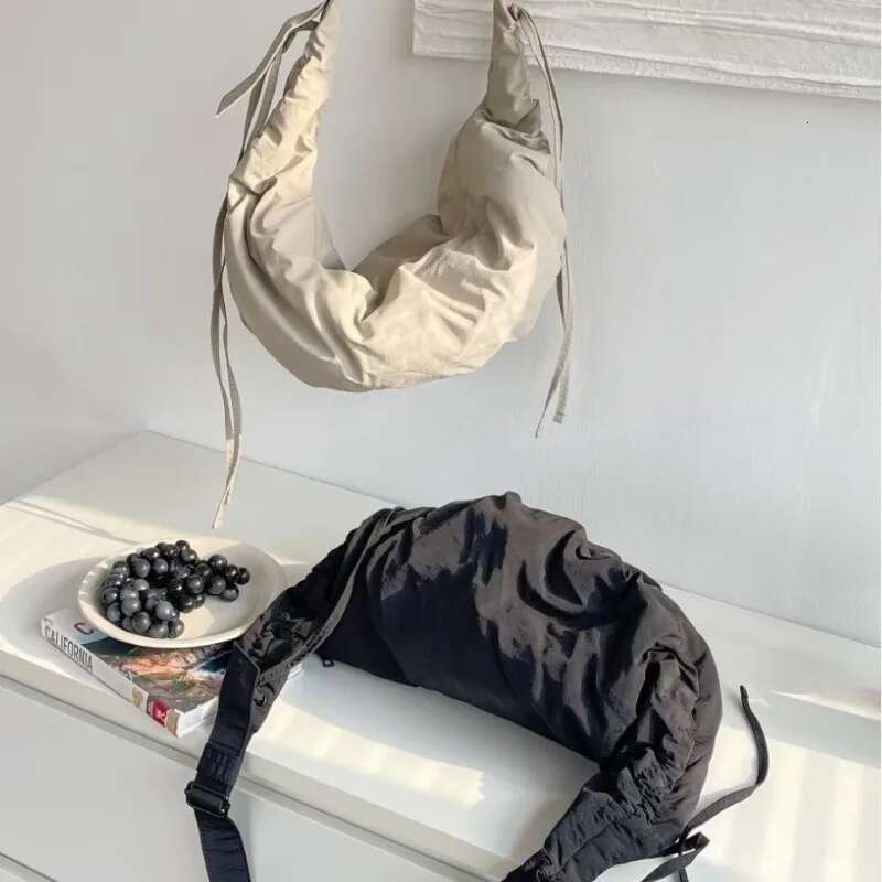 Crescent Hobo Pleated Strap Shoulder Crossbody Horn Bag Large Capacity Casual Ladies Half Moon
