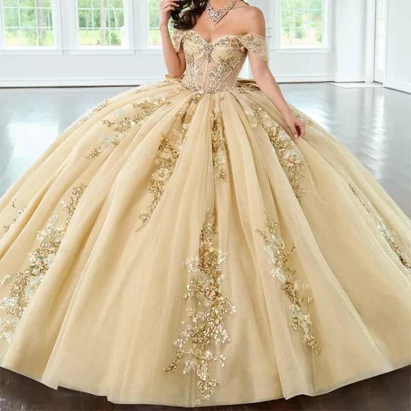 Champagne Princess Quinceanera Dresses With Bow Back Off Shoulder Puffy Ball Gown Sweet 16 Dress Appliques Lace Beaded Sweetheart Vestido De 15 Anos