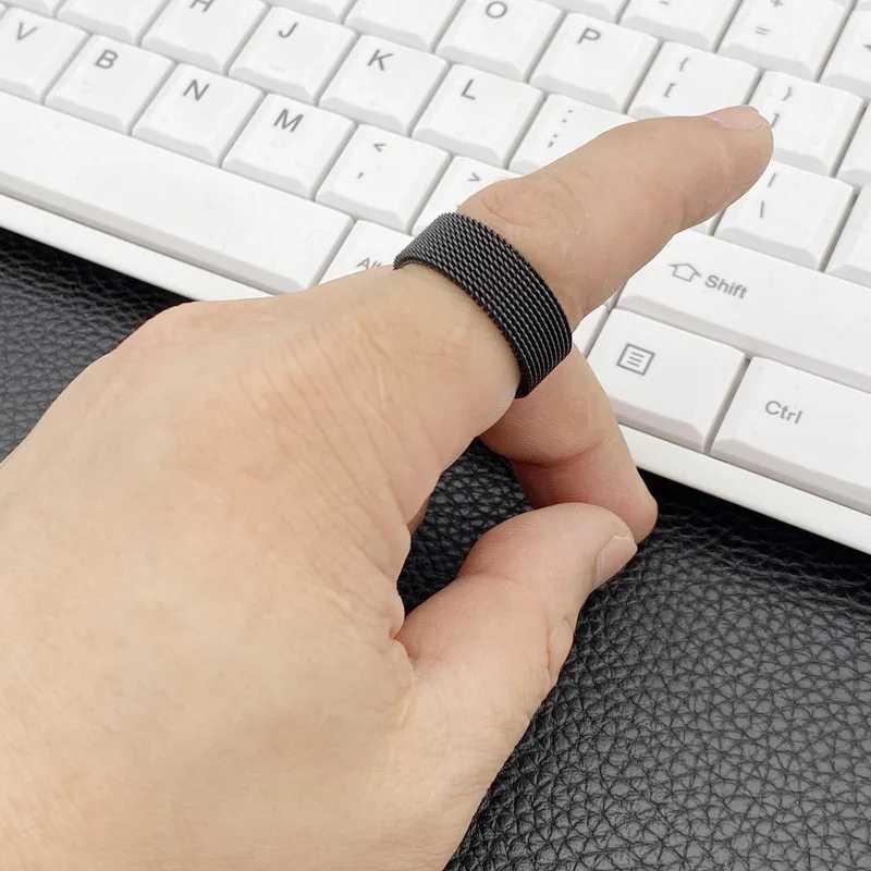 Hot sale width 8MM stainless steel gold black color mesh finger ring fashion jewelry for men and women Size 7-10# drop shippingXJ250219