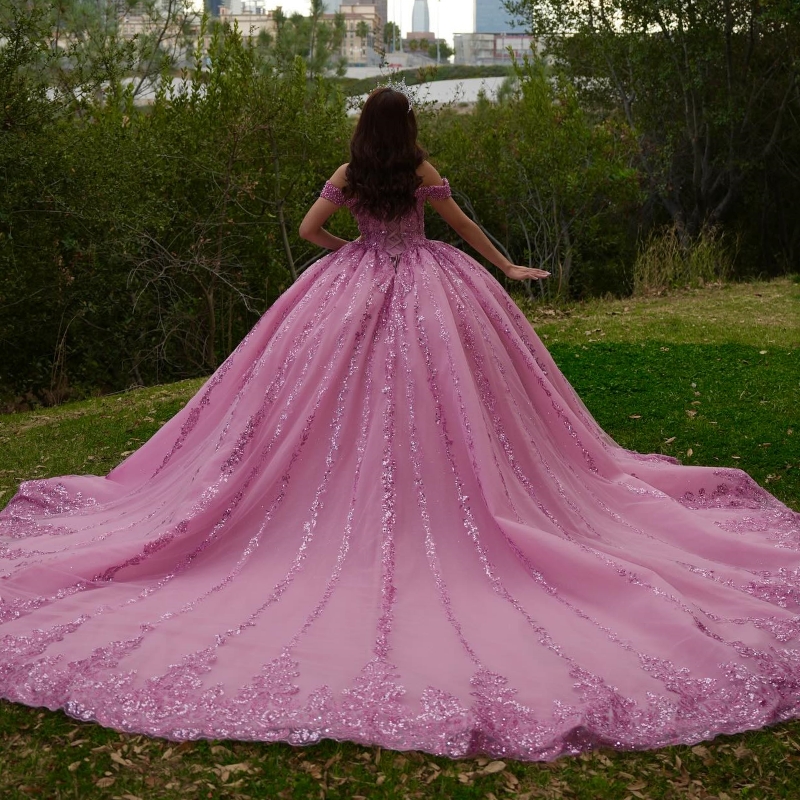 Pink Shiny Quinceanera Dresses Ball Gown Off The Shoulder Sequin Appliques Lace Beading Crystal Tull Sweet 16 Dress Vestidos 15 De Anos