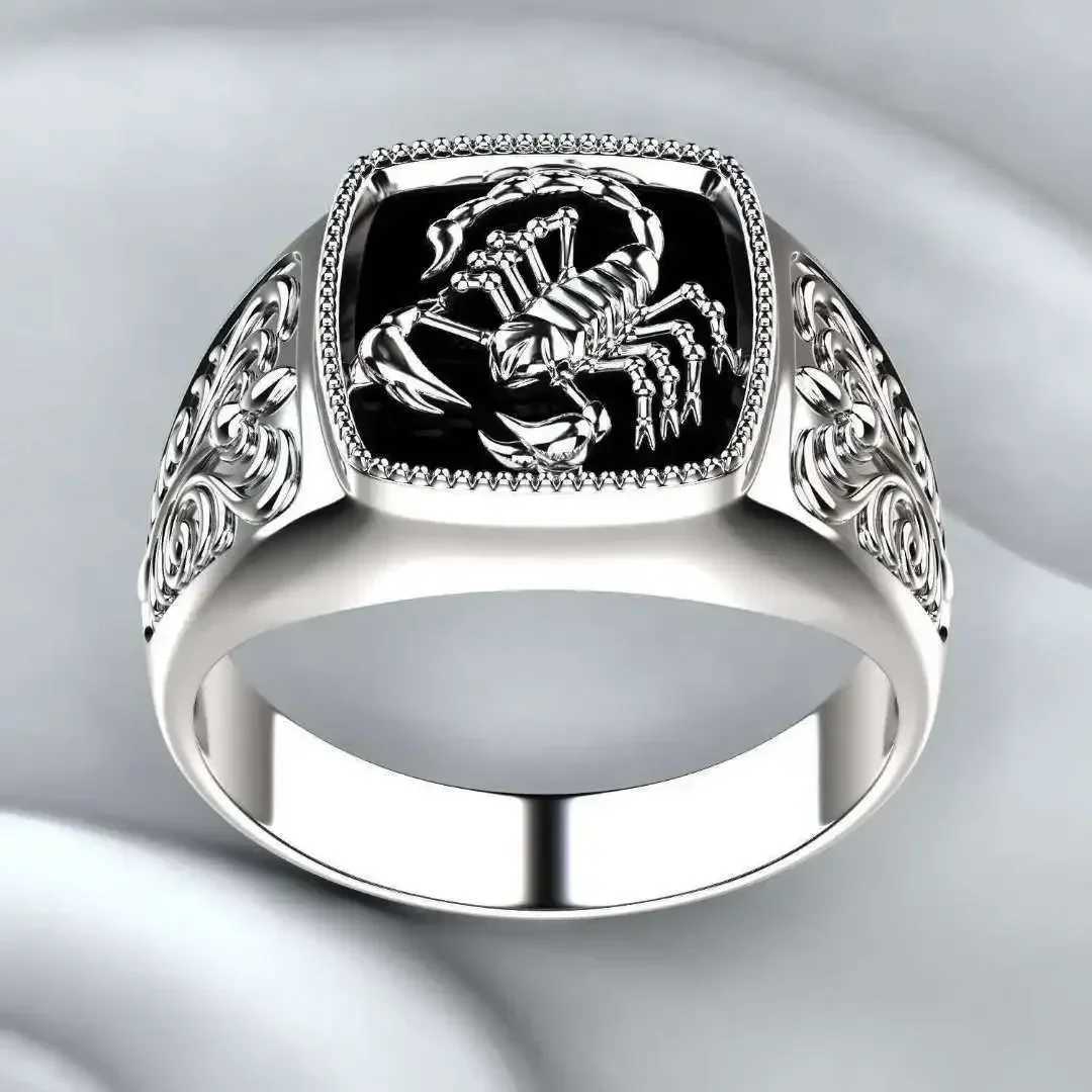 Viking Nordic Mythology Giant Wolf Men Ring Defense Totem Wolf Fashion Hip Hop Rock Unisex Finger Ring Punk GiftXJ250219