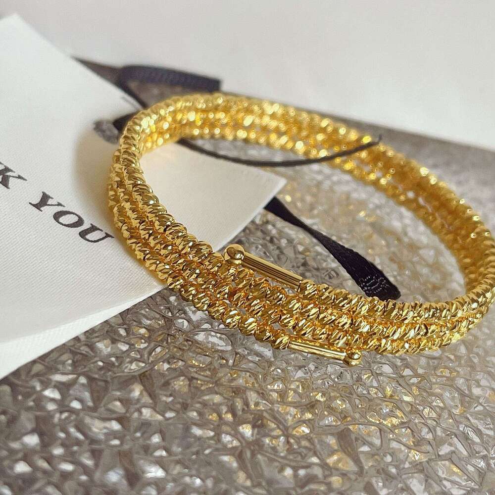 French metallic high-end gold bouncing ball three circle with a feminine temperament, light , fashionable and versatile foreign style bracelet