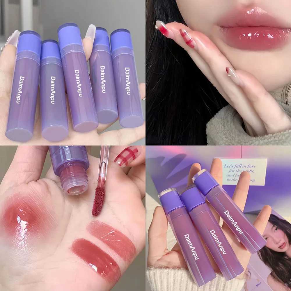 Purple Plumping Lip Gloss Mirror Water Gloss Shining and Moisturizing Highly Pigmented Lip Stain for Girls and WomenW250219