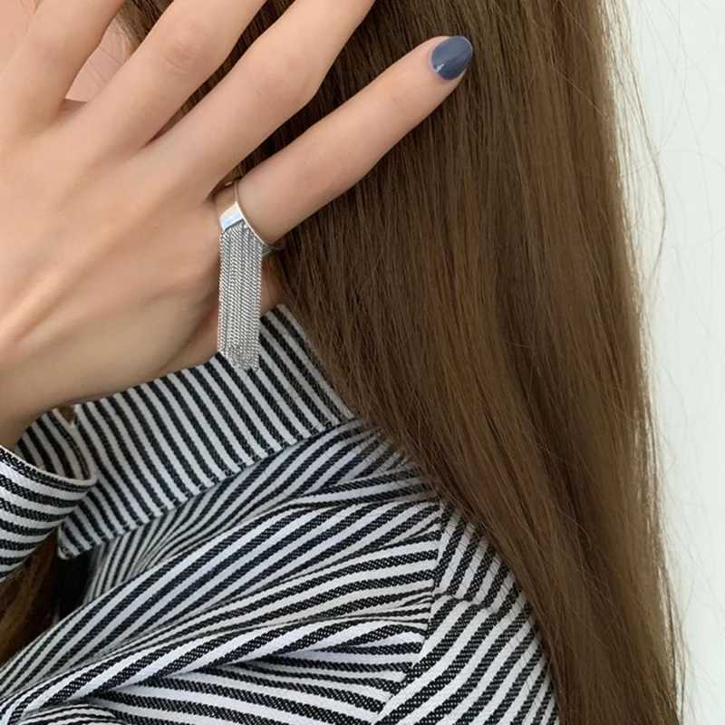 Hip Hop Punk Tassel Rings for Women Elegant Charm Vintage Unique Ring Tassel Ring Silver Color Rings Party Jewelry GiftsXJ250219