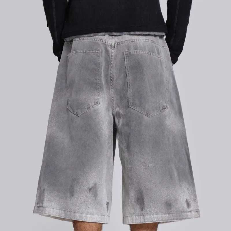 Men's Shorts Y2K mens cotton shorts Harajuku Gothic heavy oil washed lot Pocket Hole breaking design pants American style fashion casual jeans z2