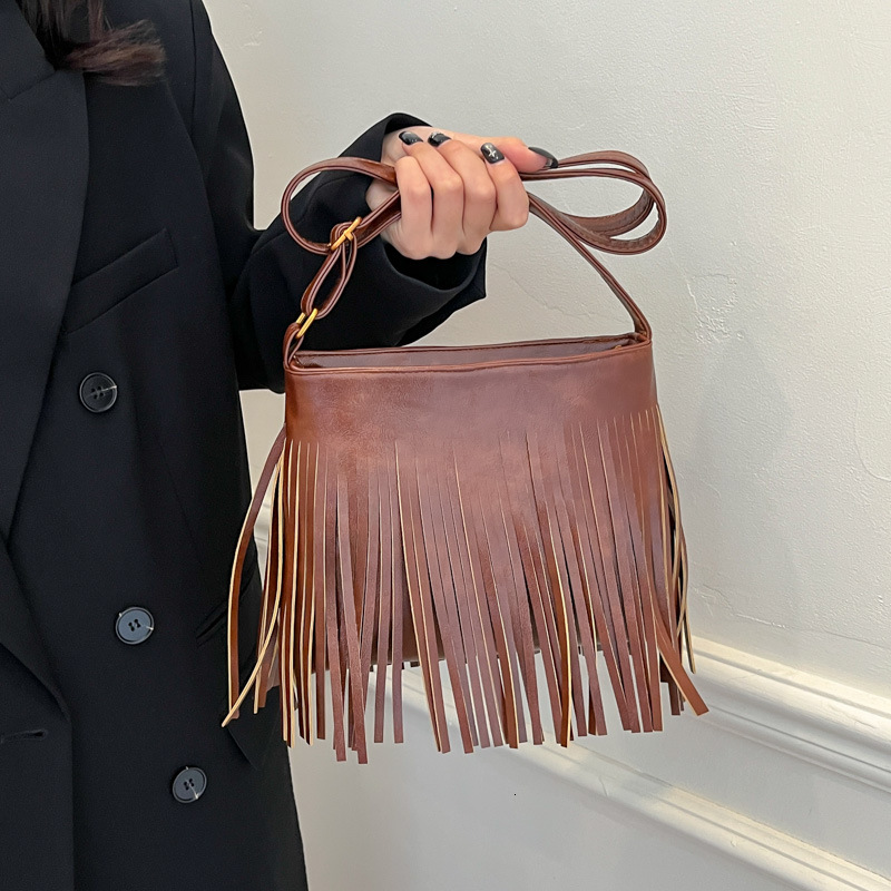 2025 early spring new matte texture tassel crossbody for women, fashionable and stylish shoulder bag, niche small square bag #swissmilitary