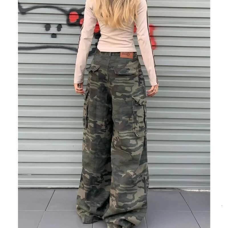 2025 New Camouflage Women Y2k Hip Hop Vintage High Waisted Jeans Straight Streetwear Casual Loose Large Size Wide Leg Denim Pants