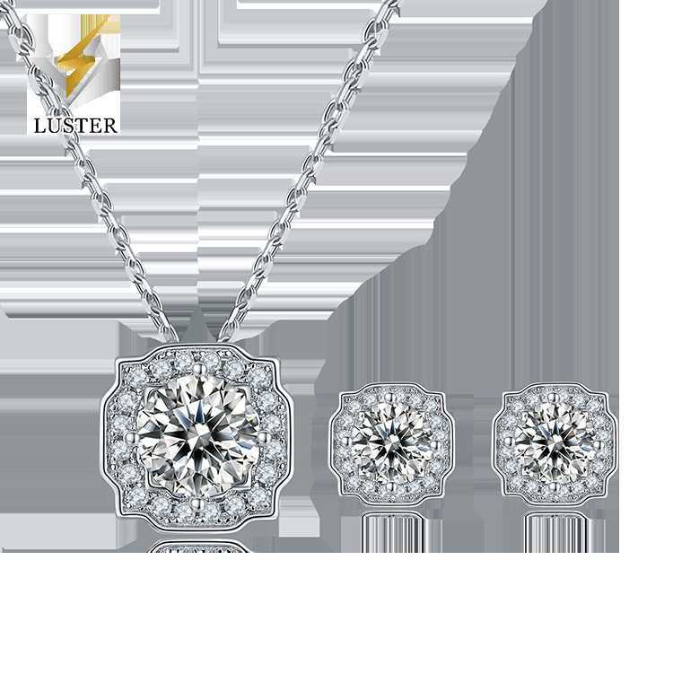 Exquisite Birthday Gifts Bud Shaped VVS Moissanite Earrings Moissanite Stud Earrings
