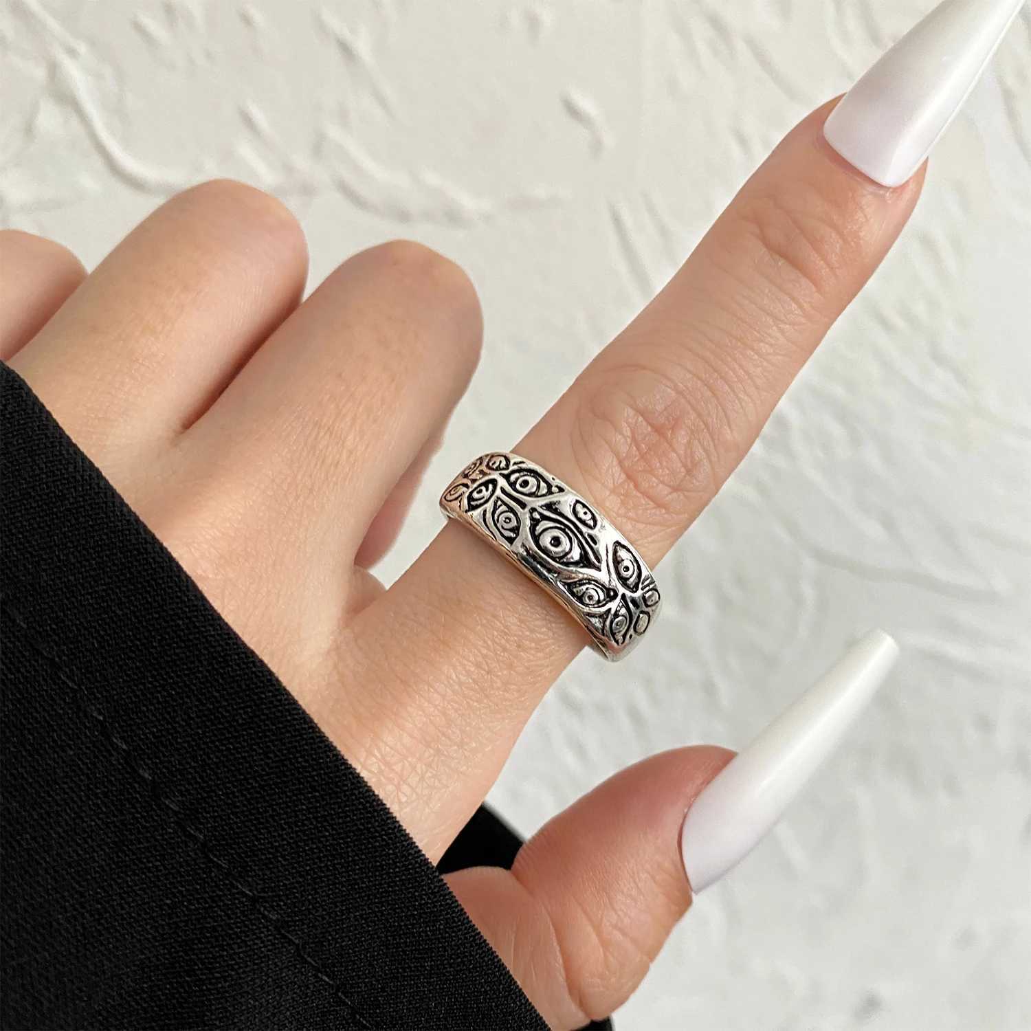 FNIO Vintage Punk Carved Eyes Mens Ring Finger Jewelry Hip Hop Rock Culture Ring Unisex Women Male Party Metal Rings AccessoriesXJ250219