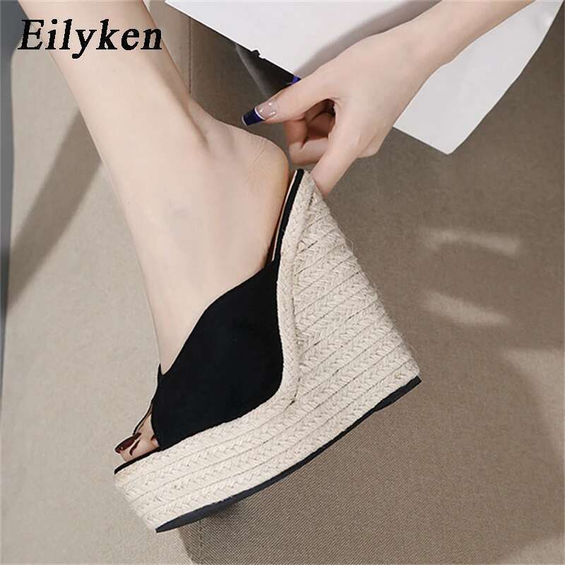 Fashion Solid High Heels Platform Wedge Women Slippers Summer Style Straw Braid Female Sandals Pumps
