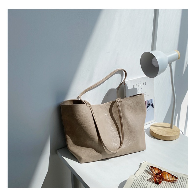 Elegant Ladies' High-Quality PU Leather Shoulder Tote - Versatile & Fashionable