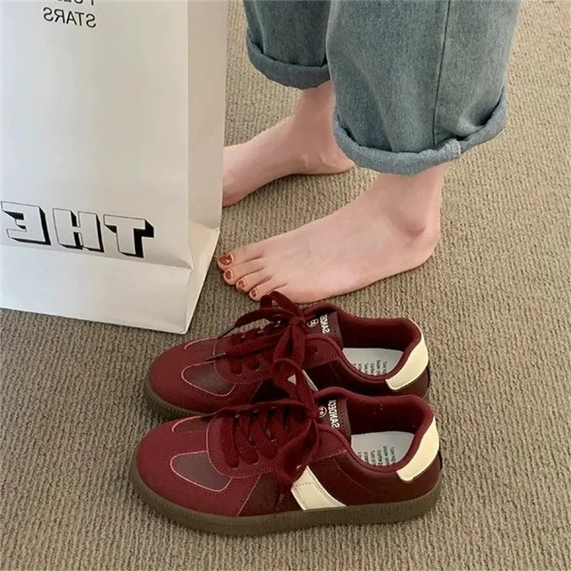 Free shipping designer Casual Shoes for woman 2025 Early Spring New Collection vintage Sport outdoor shoes