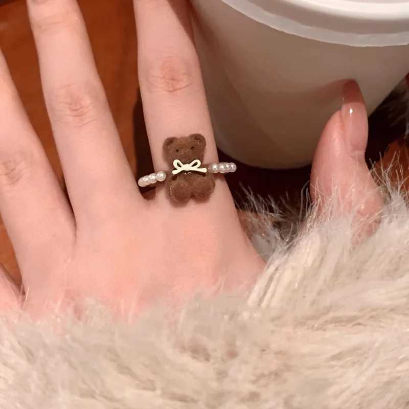 Cute Sweet Brown Plush Little Bear Rings for Women Girls Fashion Imitation Pearl Bow Opening Rings Good Friend Jewelry GiftsXJ250219