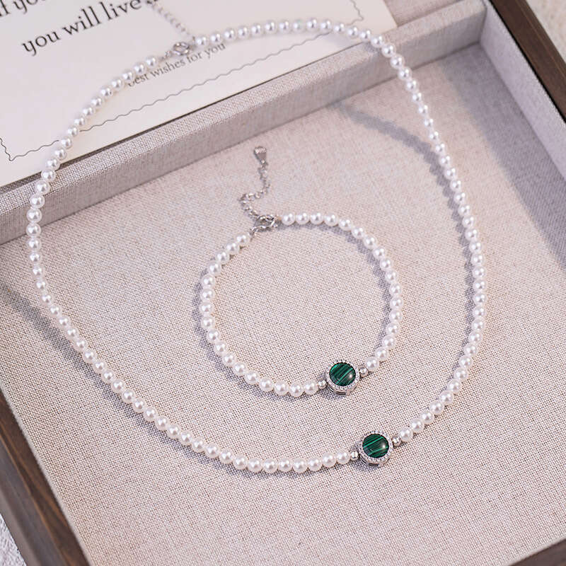 Pea stone pure sier necklace for women with niche design, light style, Shijia pearl collarbone chain, ins high-end pendant
