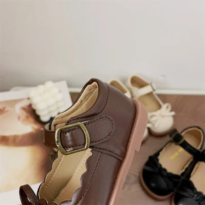 Cute Beading Mary Jane Shoes Kids Low Heel Girls Evening Party Dress Shoes Black White School Shoes for Children with Bow H03015 250219