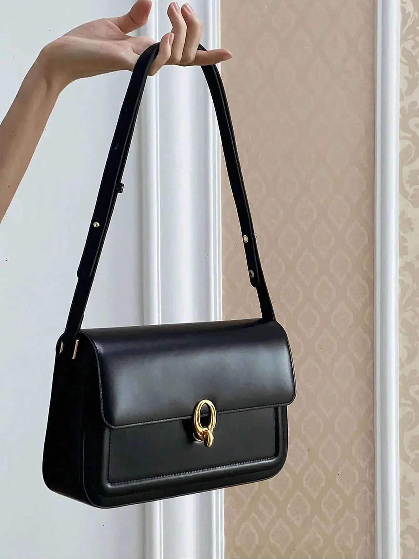 Retro Women's 2025 New High-end Texture Niche Underarm Bag, Fashionable Designer Shoulder Bag