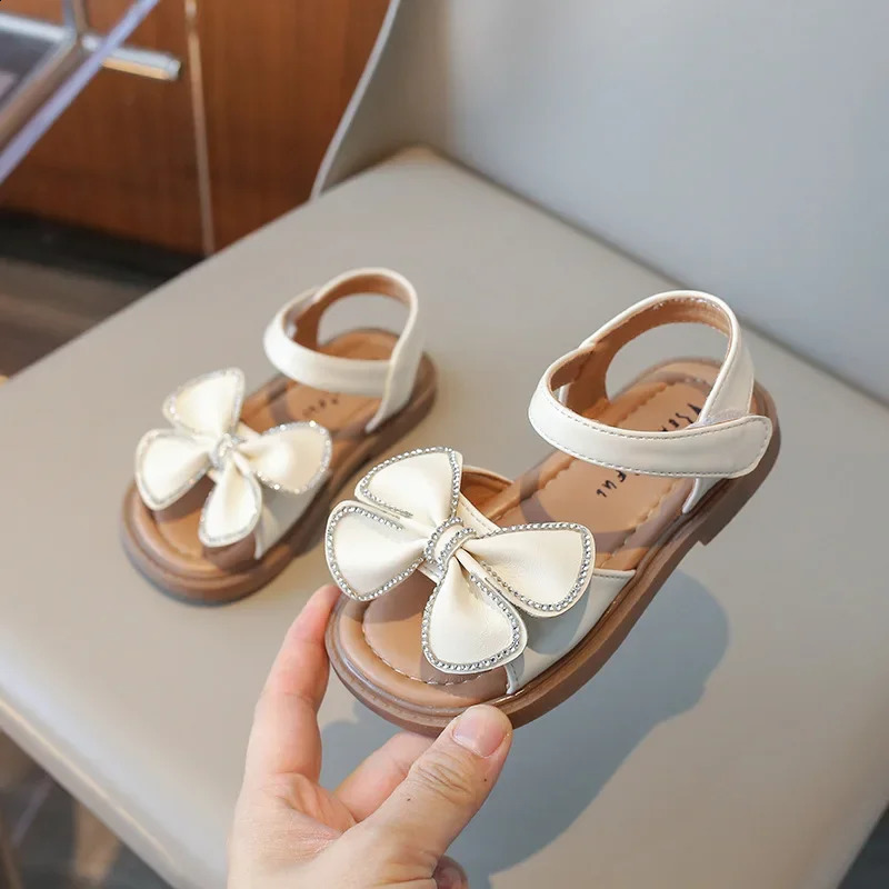 Girl Sandals Summer Children Princess Flat Sandals Fashion Sweet Bowknot Kids Causal Beach Shoes Open-toe Soft Bottom 250219