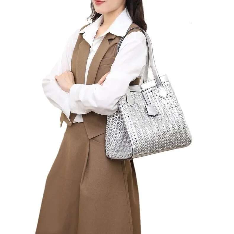 Fashionable Handmade Large Capacity Basket Women's 2025 New Export Underarm Single Shoulder Handbag Crossbody Bag